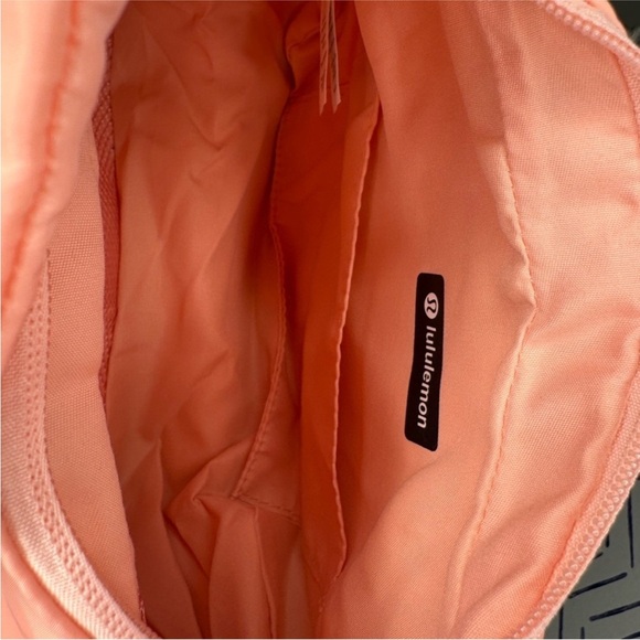 NWT Lululemon Inspired Pink Shoulder Nylon bag 4L - Picture 5 of 7